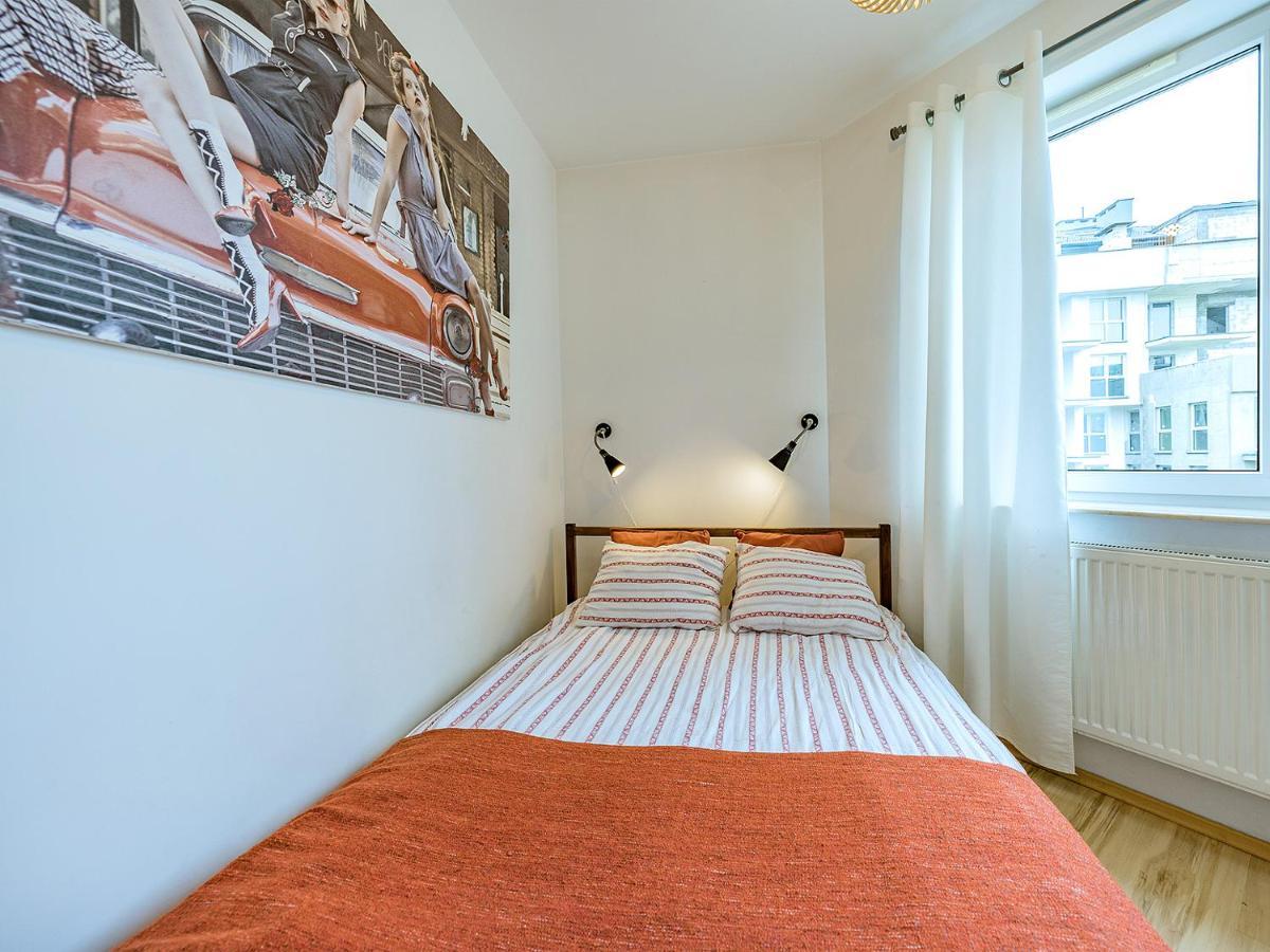 Apartament Z Balkonem I Bezplatnym Parkingiem 格但斯克 外观 照片